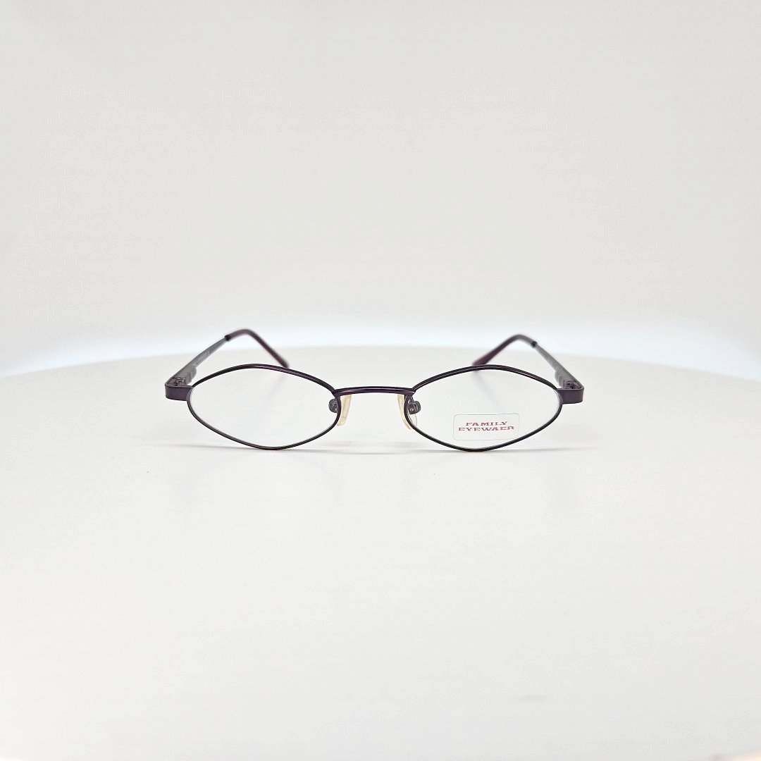 Brillestel fra Family Eyewear, Model FAM305, Farve C2. 360 grader produktfoto 01 af 24