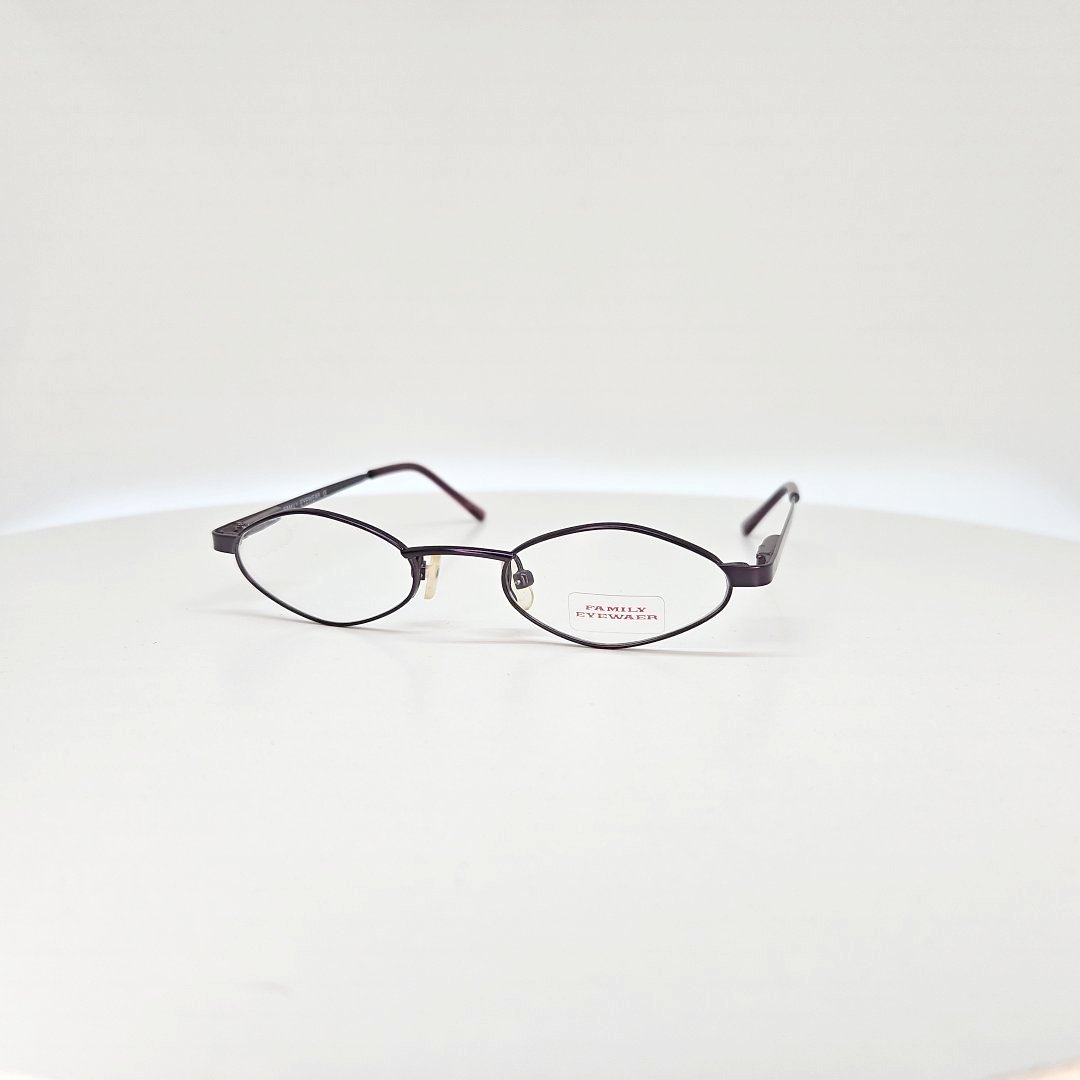 Brillestel fra Family Eyewear, Model FAM305, Farve C2. 360 grader produktfoto 02 af 24