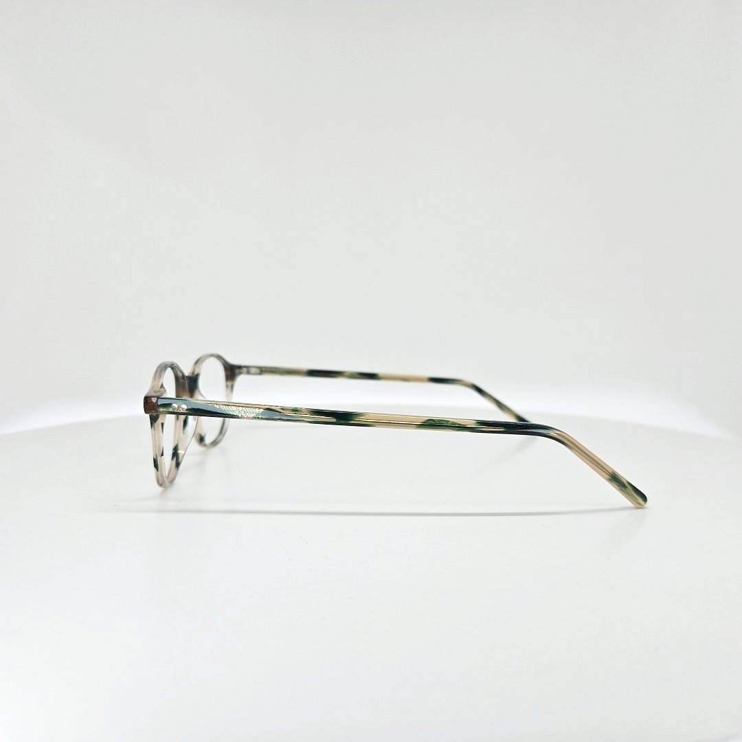 Brillestel fra Lafont, Model Villon, Farve C4042. 360 grader produktfoto 07 af 24