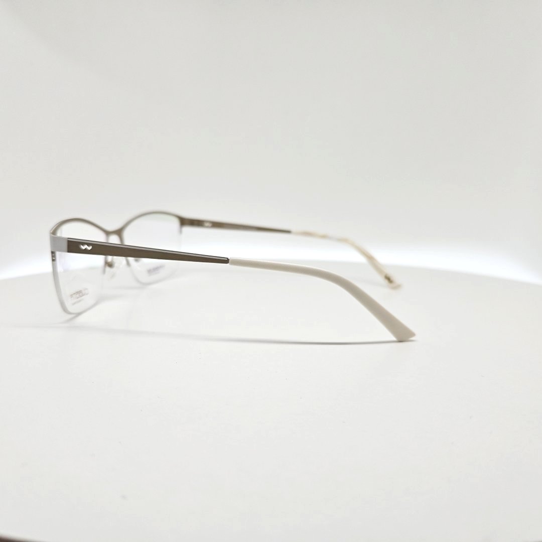 Brillestel fra Prague Eyewear, Model 8334, Farve C2. 360 grader produktfoto 08 af 24
