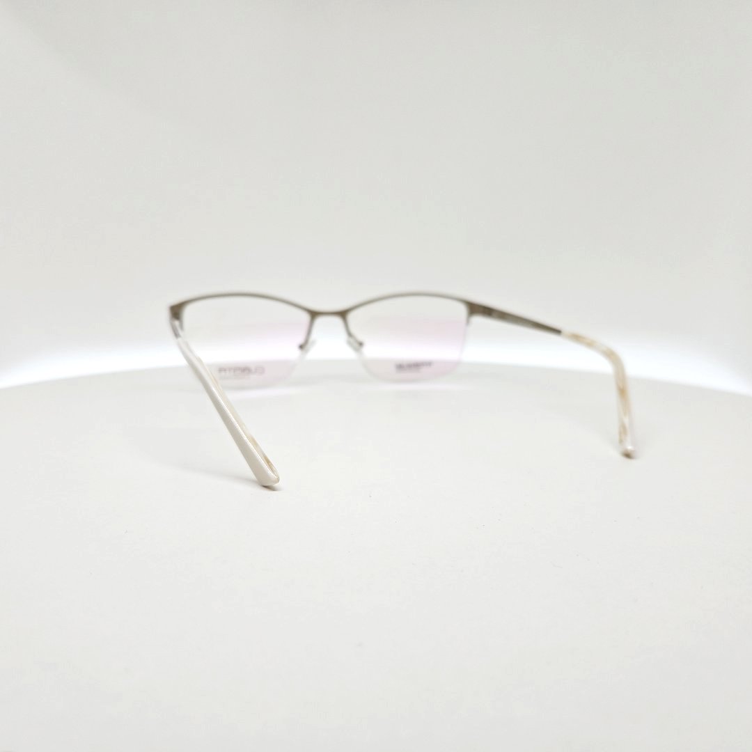 Brillestel fra Prague Eyewear, Model 8334, Farve C2. 360 grader produktfoto 12 af 24