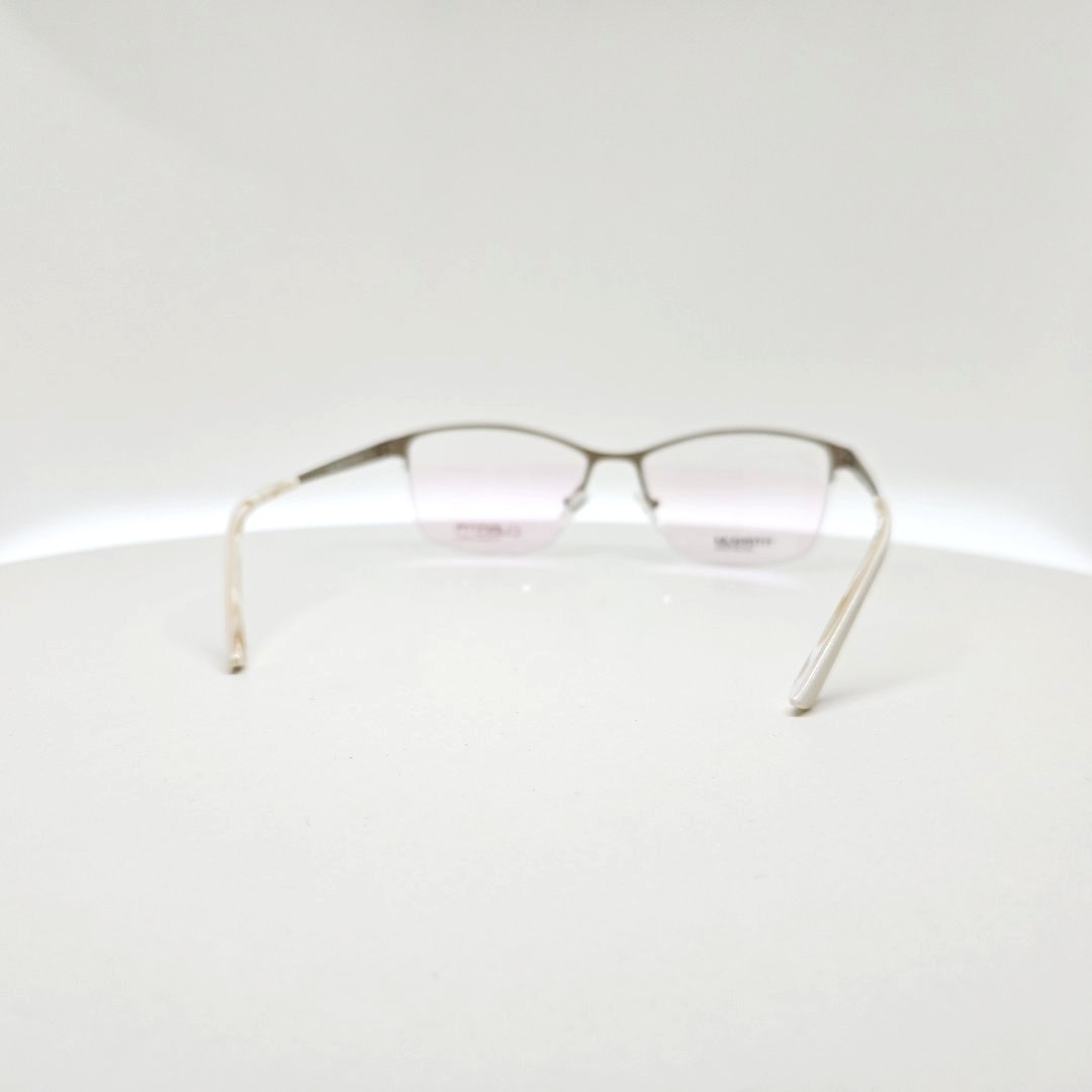 Brillestel fra Prague Eyewear, Model 8334, Farve C2. 360 grader produktfoto 14 af 24