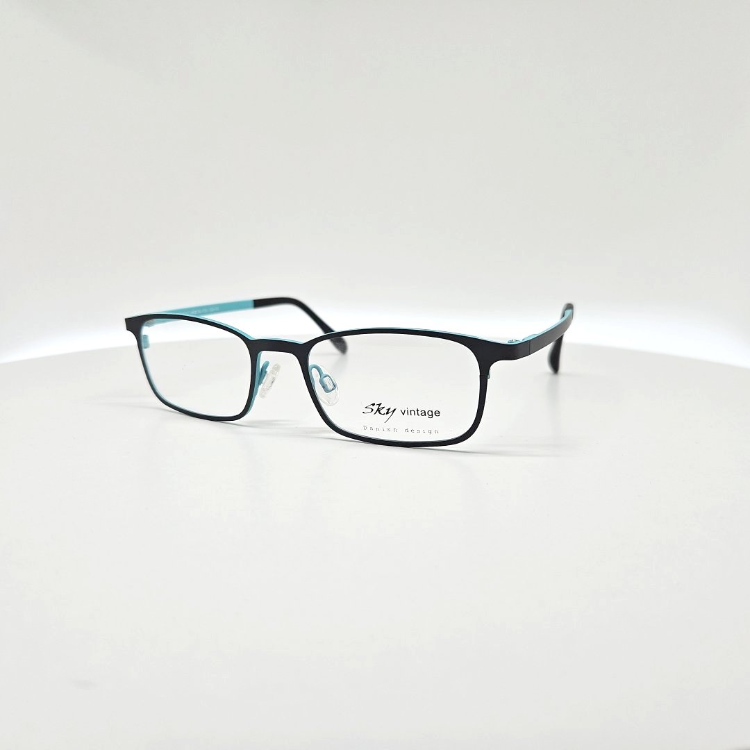 Brillestel fra Sky Eyewear, Model EU512, Farve C10. 360 grader produktfoto 03 af 24